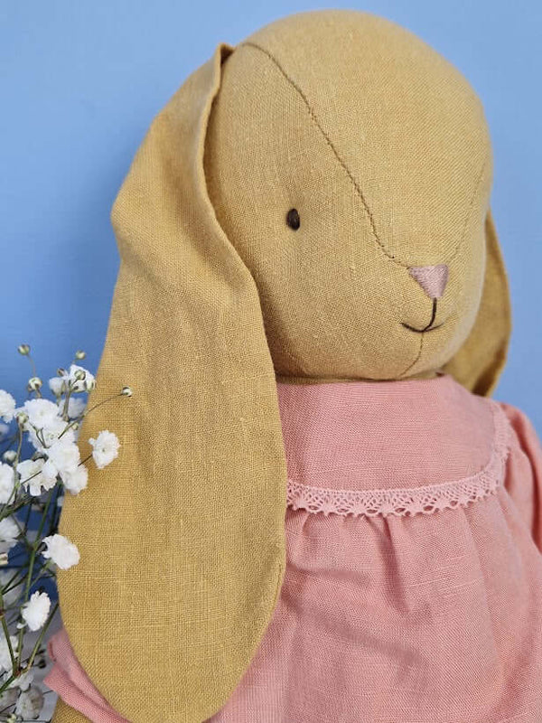 Maileg,  Bunny Size 5, Dusty Yellow in Blouse & Shorts