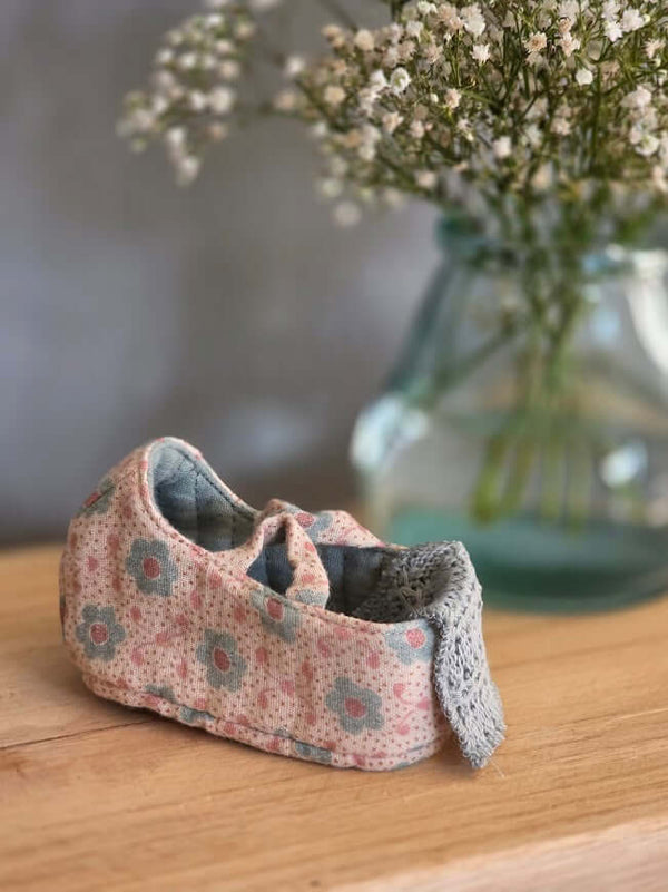 Maileg, Carry Cot, Baby Mouse - Blue