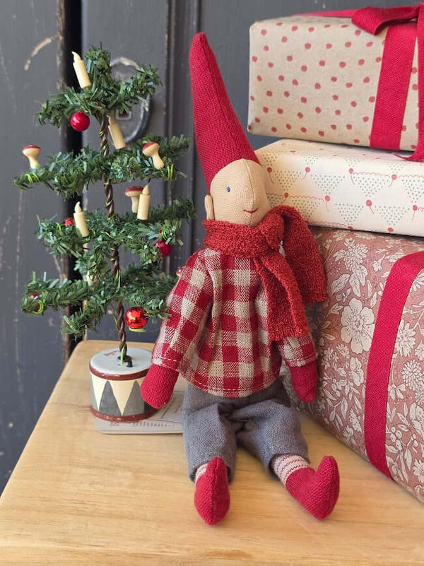 Maileg, Climbing Pixy, Boy - Red Checked Shirt (Size 1)