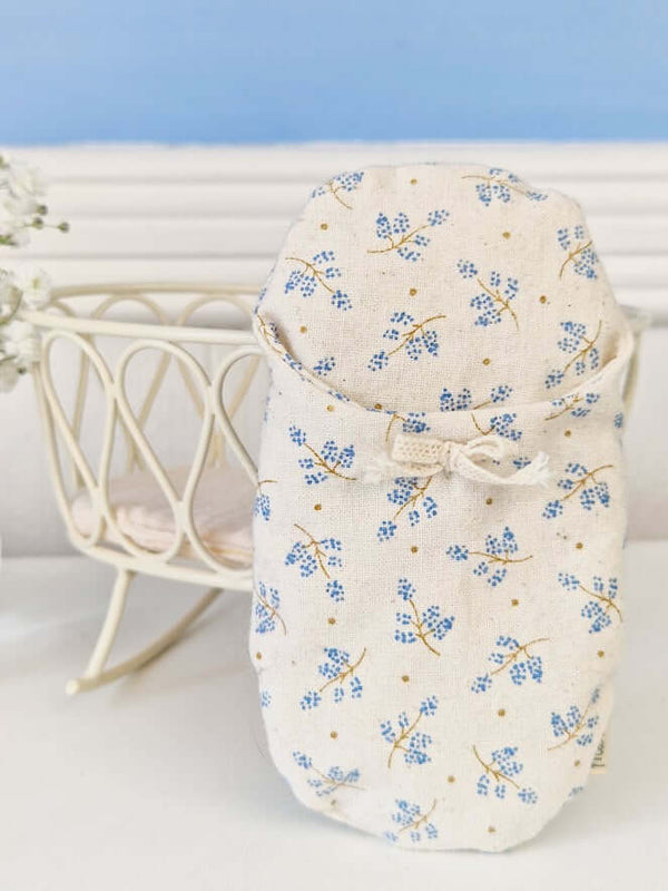 Maileg, Cradle w. Sleeping Bag, MY (Blue Floral)