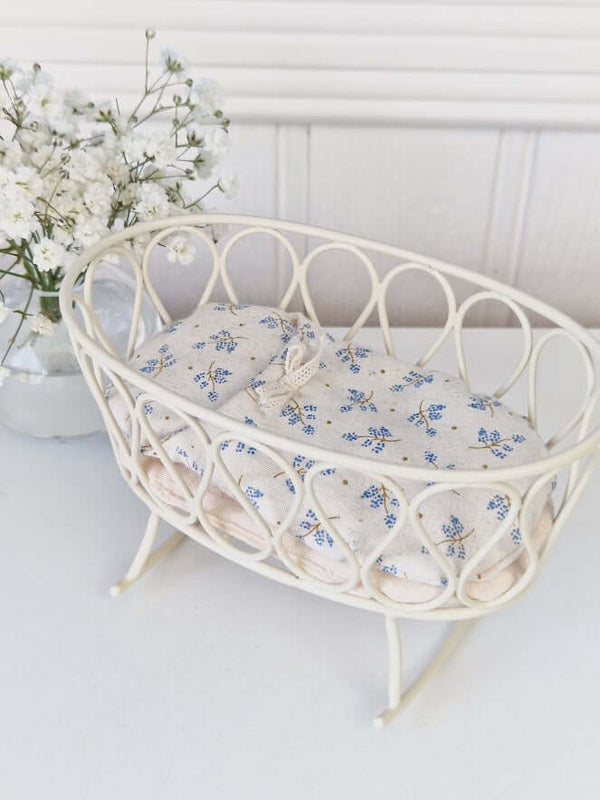 Maileg, Cradle w. Sleeping Bag, MY (Blue Floral)