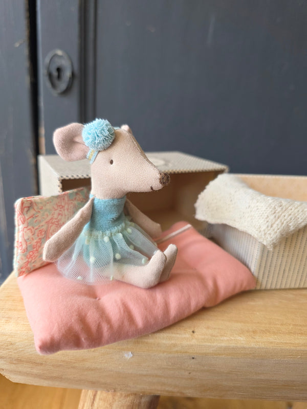 Maileg, Dance Mouse in Daybed, Little Sister