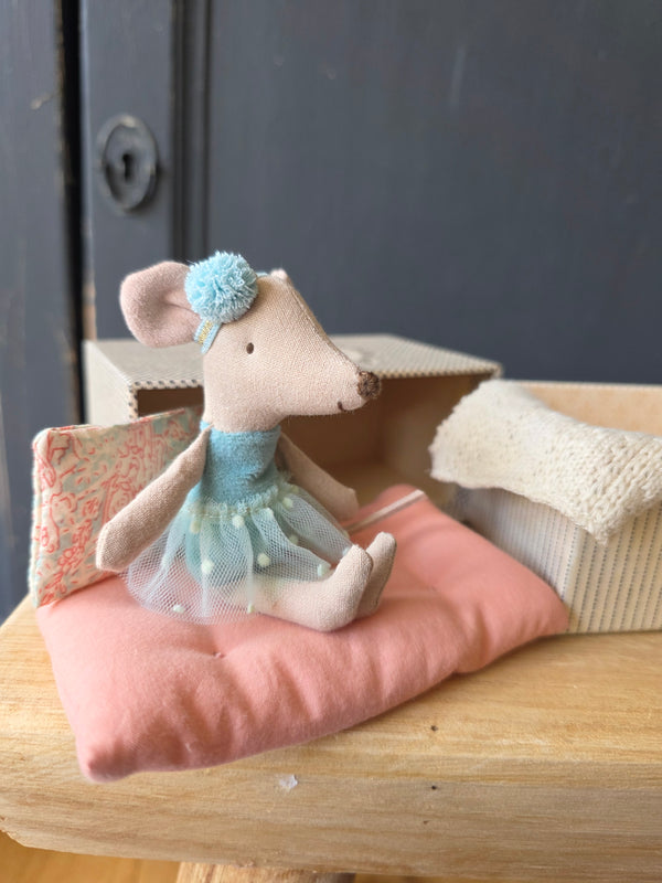Maileg, Dance Mouse in Daybed, Little Sister
