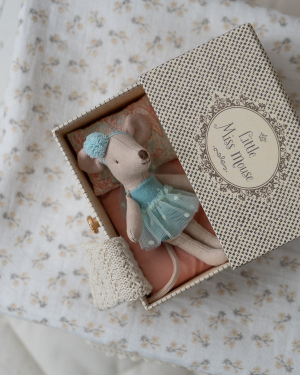 Maileg, Dance Mouse in Daybed, Little Sister