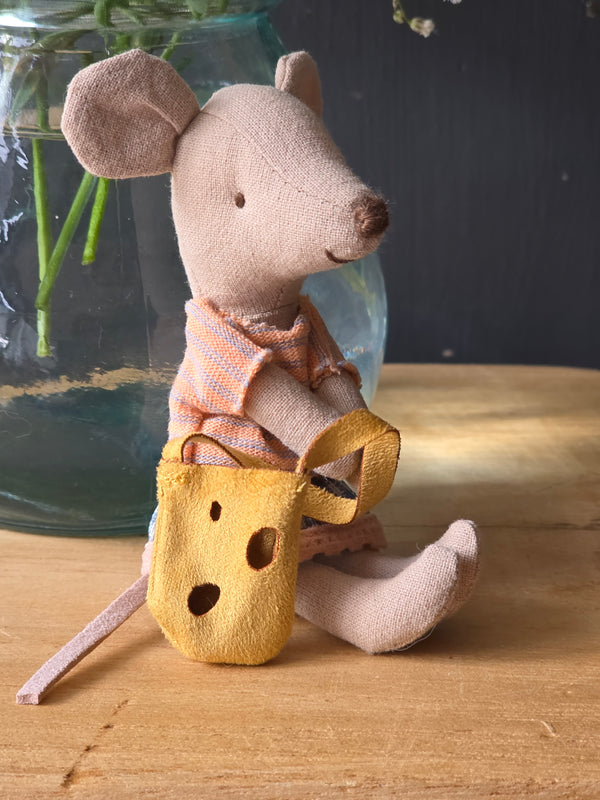 Maileg, Little Sister Mouse with Bag