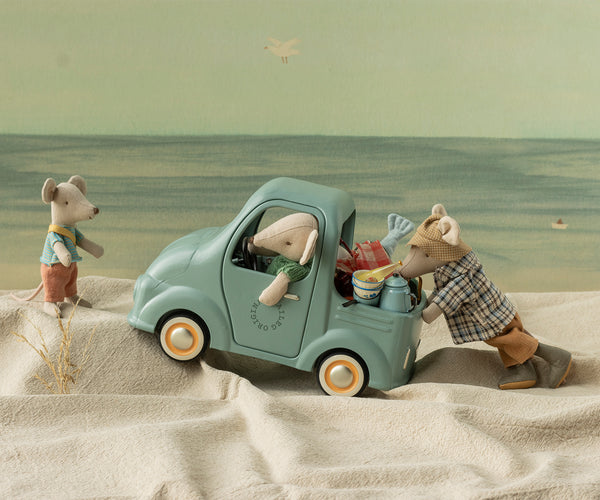 PRE-ORDER Maileg, Mouse Truck **DUE NOV**