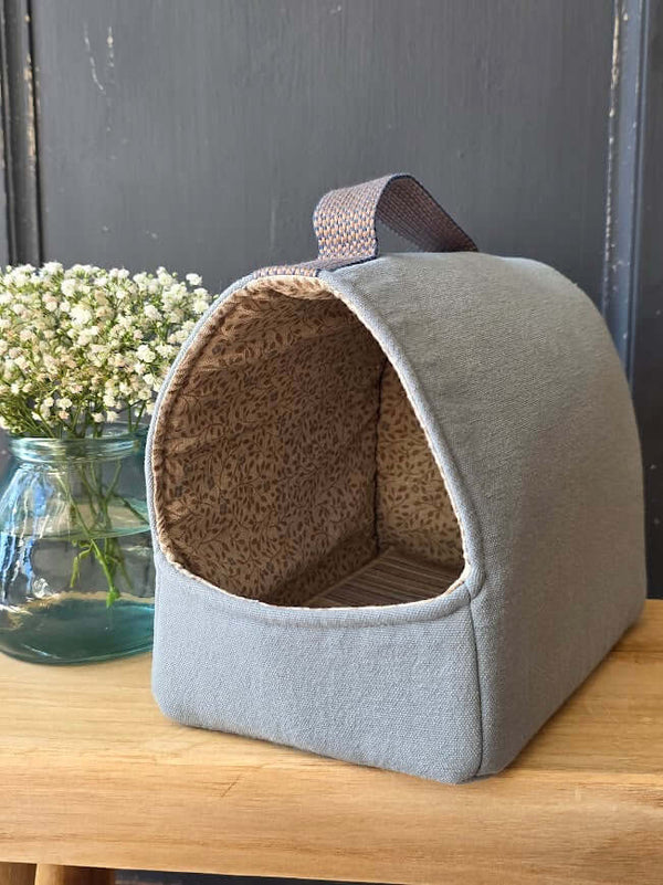 Maileg, Pet Carrier - Dusty Blue