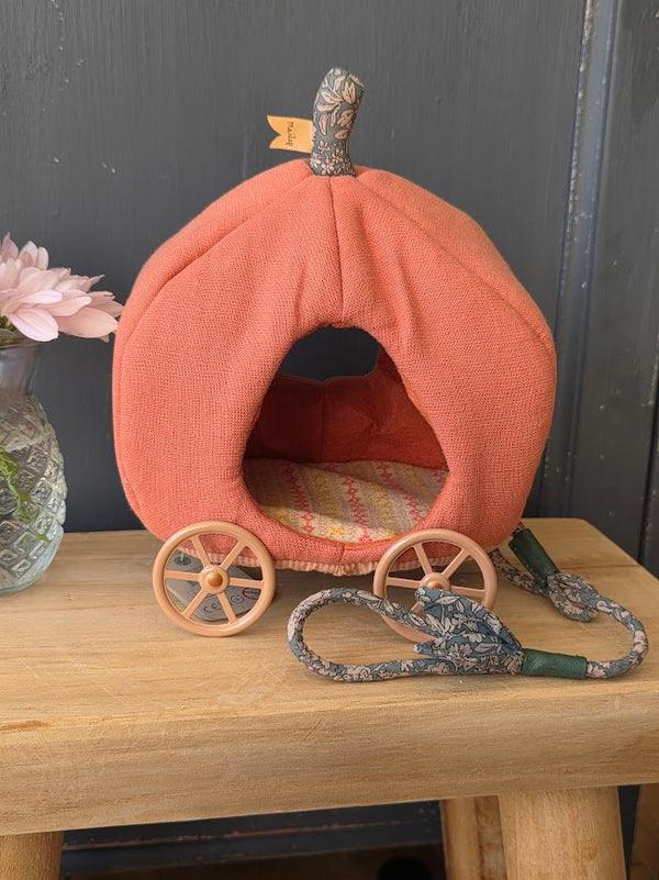 Maileg, Pumpkin Carriage, Mouse (2025)