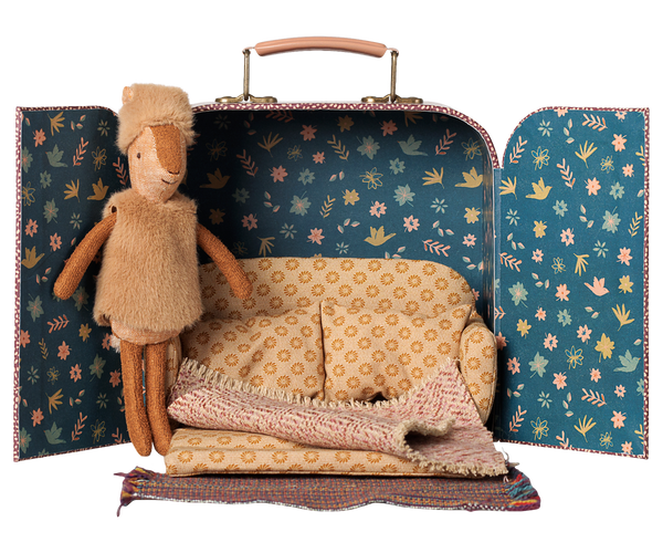 PRE-ORDER Maileg, Reindeer in Suitcase, Little Sister **Due Late Oct **