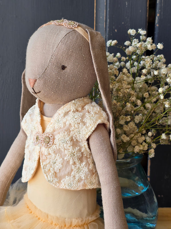 Maileg, Size 3 Bunny, Classic - Ballet Suit & Skirt Cream