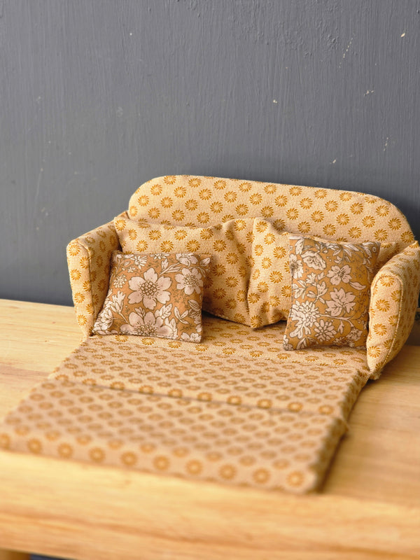Maileg, Sofa Bed, Mouse, Large - Ocher