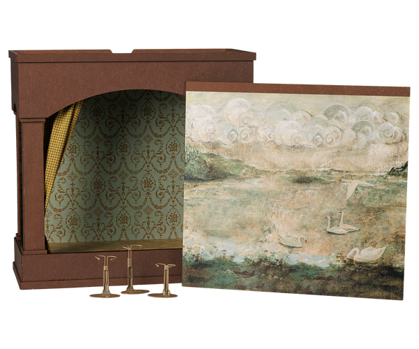 PRE-ORDER Theater, Mouse **DUE LATE NOV**