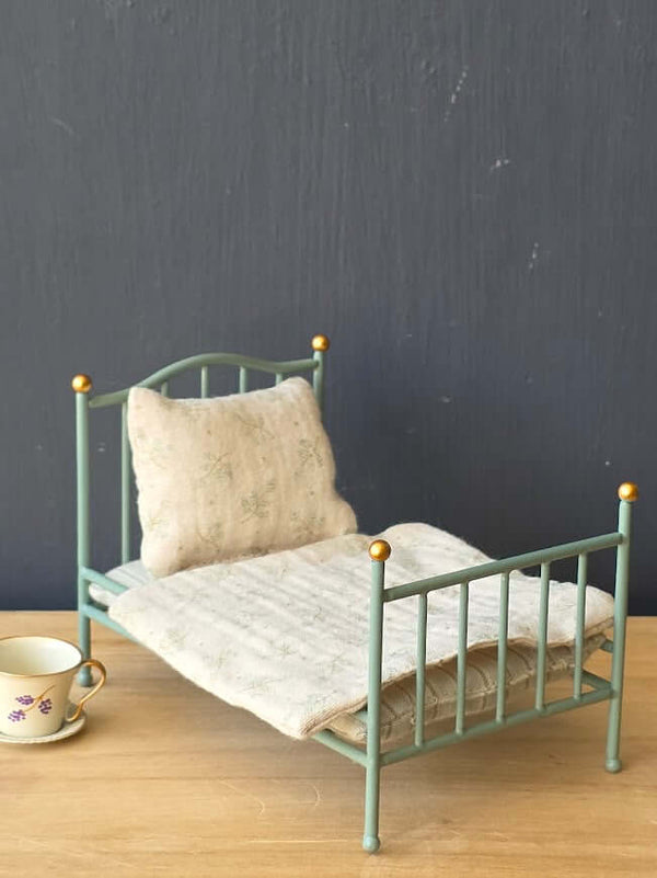 Maileg, Vintage Single Bed, Mouse - Mint