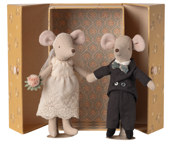 PRE-ORDER Maileg, Wedding Mice Couple in Box, Mum and Dad **Due Late June**