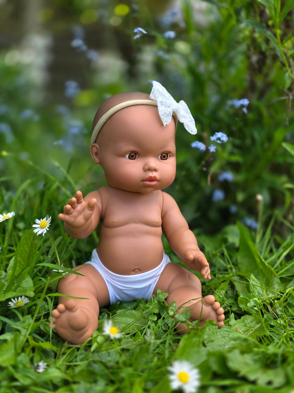 Mini Colettos, Alba (Hispanic Girl without Hair )