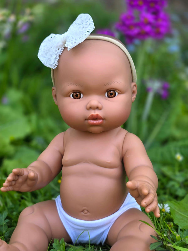 Mini Colettos, Alba (Hispanic Girl without Hair )