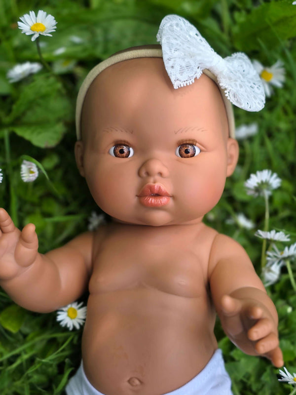 Mini Colettos, Alba (Hispanic Girl without Hair )