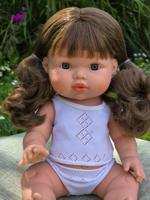 Mini Colettos, Aria (Brunette Girl Doll with Blue Eyes)