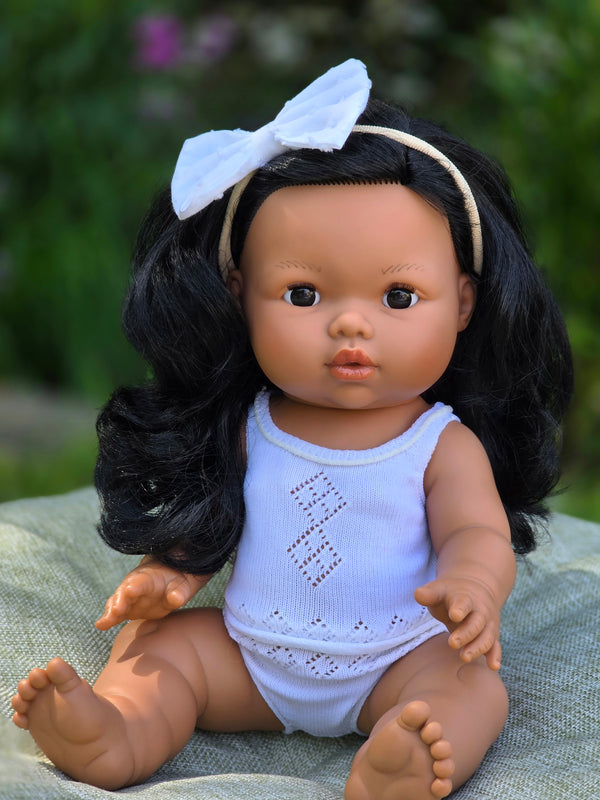 Mini Colettos, Aurora (Hispanic Girl, Black Wavy Hair and Black Eyes)