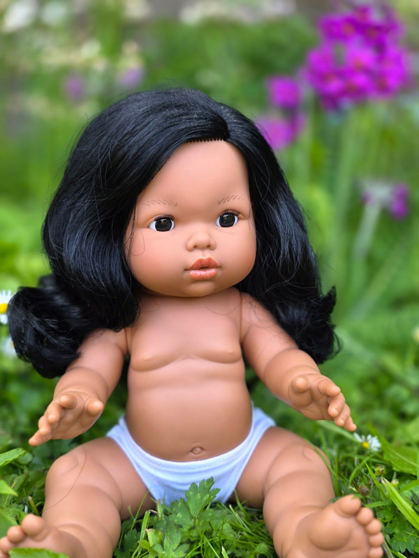 Mini Colettos, Aurora (Hispanic Girl, Black Wavy Hair and Black Eyes)