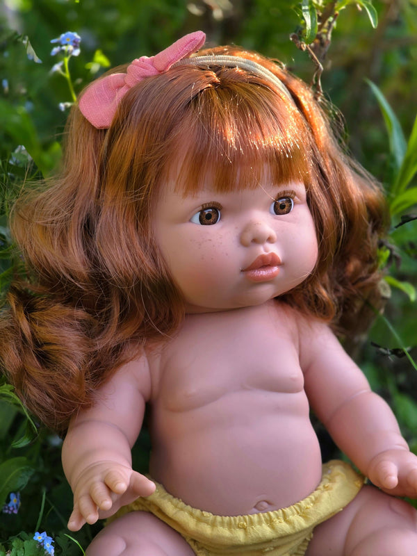 Mini Colettos, Sophia (Redhead Girl with Brown Eyes)