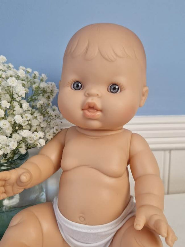 Minikane, Baby Girl Olive (blue eyes) **Does NOT Come w Underwear**