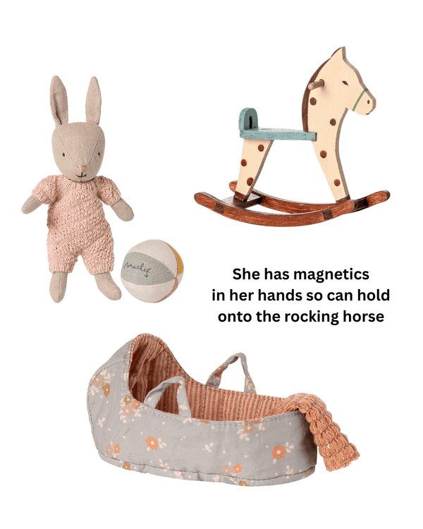 Maileg, Micro Bunny with Magnetic Hands Bundle