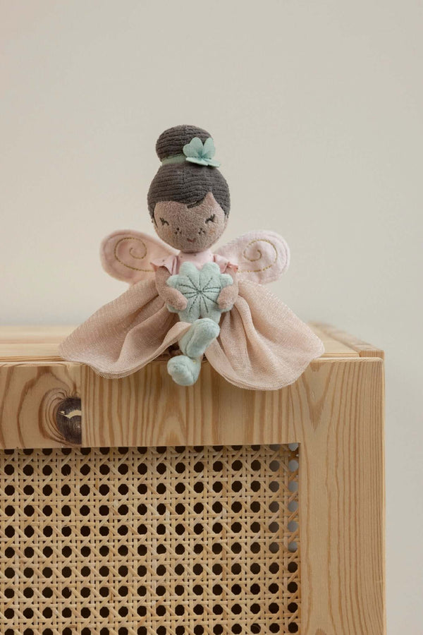 Little Dutch, Ella The Fairy Of Luck