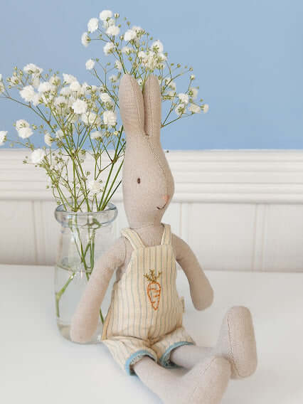 Maileg, Rabbit Size 1 in Carrot Overalls