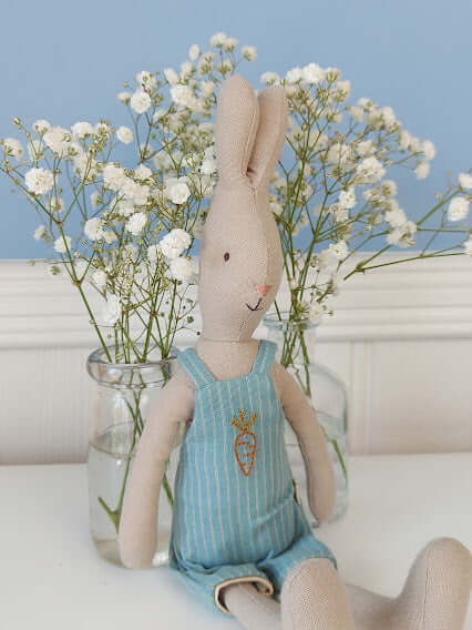 Maileg, Size 2 Rabbit in Carrot Overalls