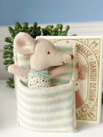 Maileg, Sleepy/Wakey Baby Mouse in Matchbox - Blue