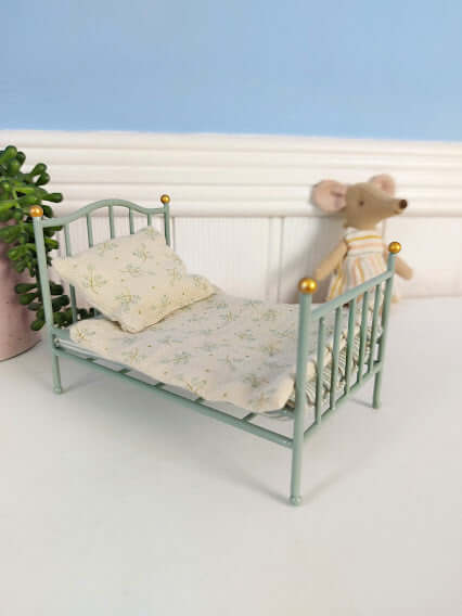 Maileg, Vintage Bed, Mouse - Mint