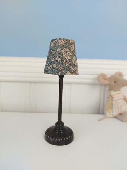 Compact hotsell floor lamp