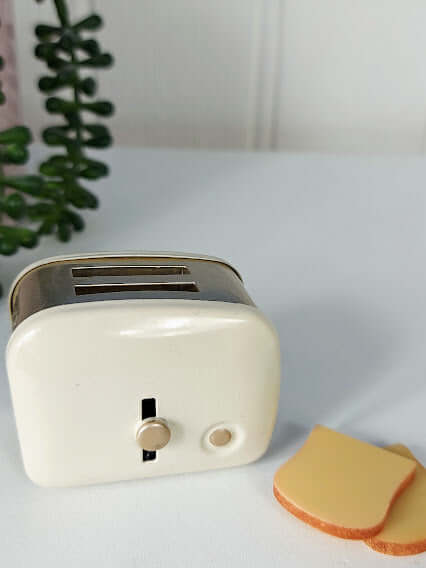 Maileg, Miniature Toaster & Bread (Off White)
